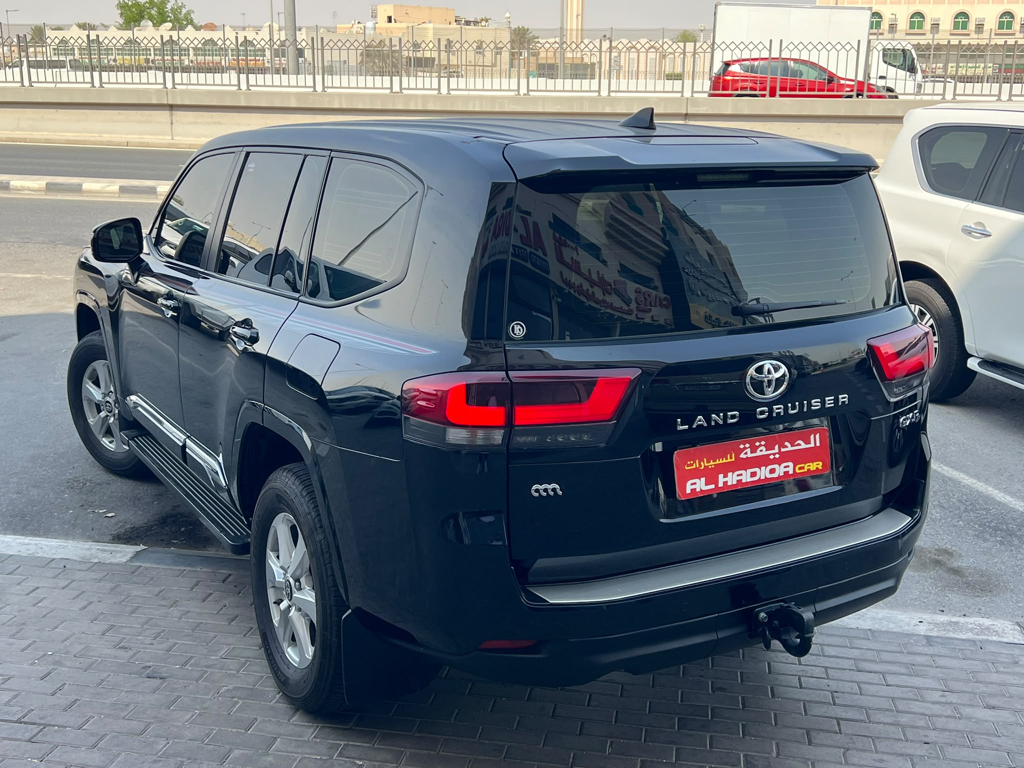 تويوتا لاند كروزر جي اكس ار v6 2024 - Image 4
