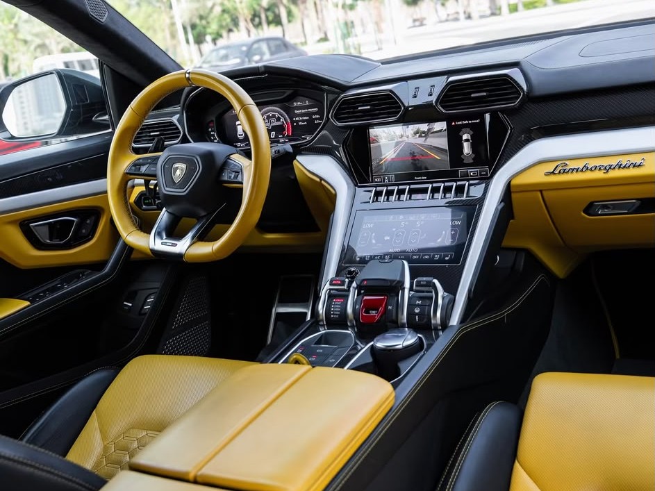Lamborghini Urus 2020 - Image 4