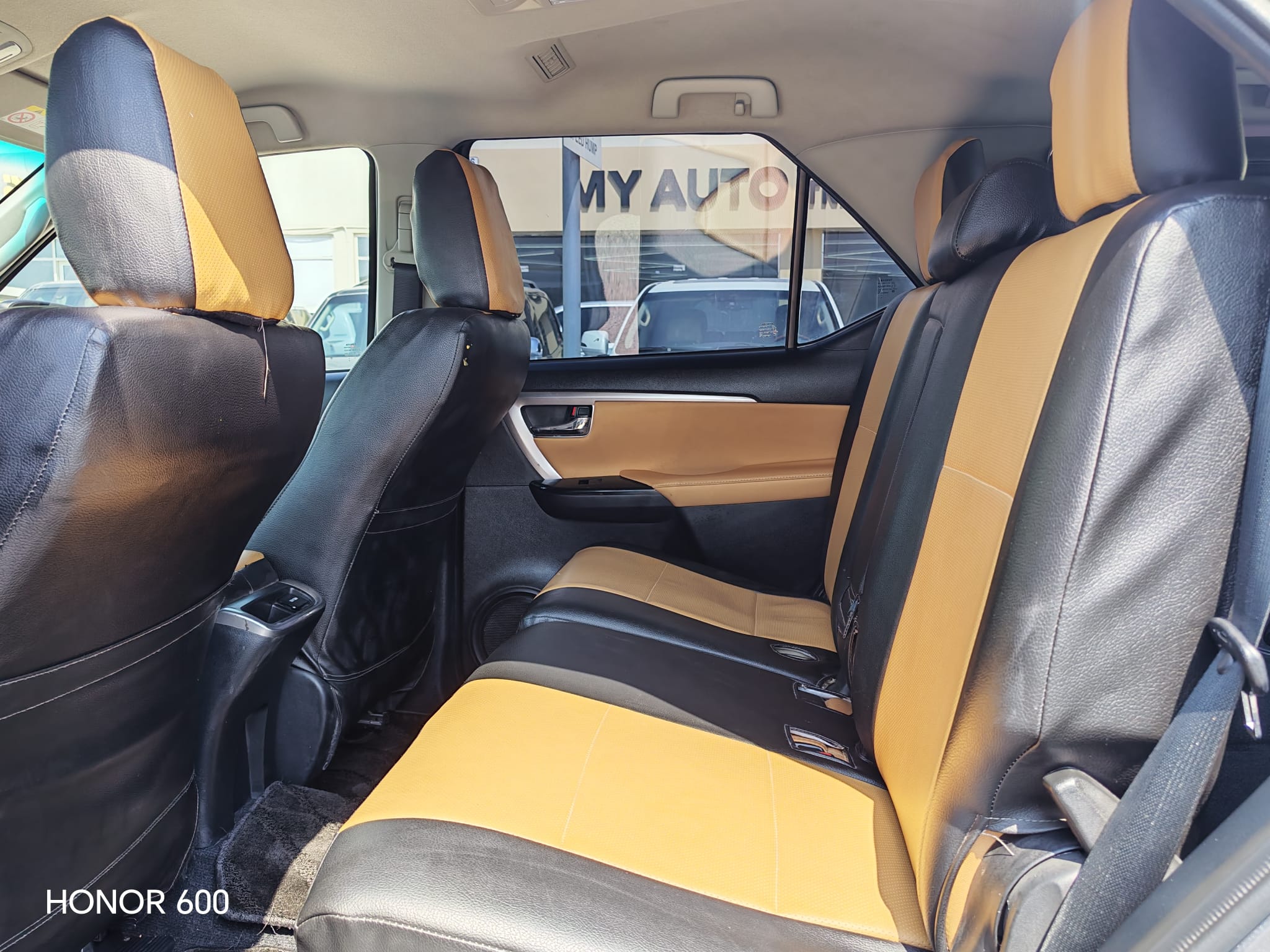 Toyota Fortuner V6 2025 - Image 4