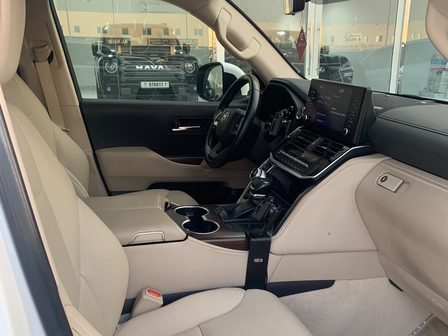 Toyota Land Cruiser GX.R 2022 - Image 2
