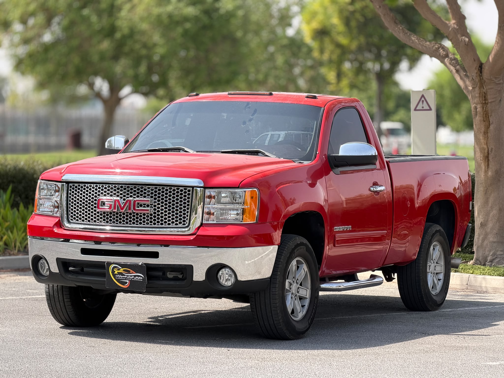 GMC Sierra 2013 - Image 3