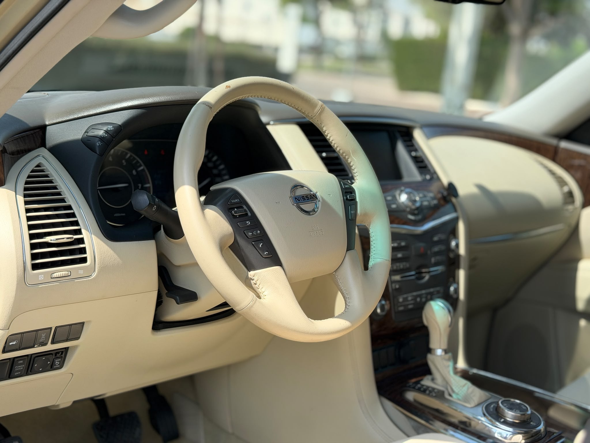 Nissan Patrol SE 2012 - Image 4