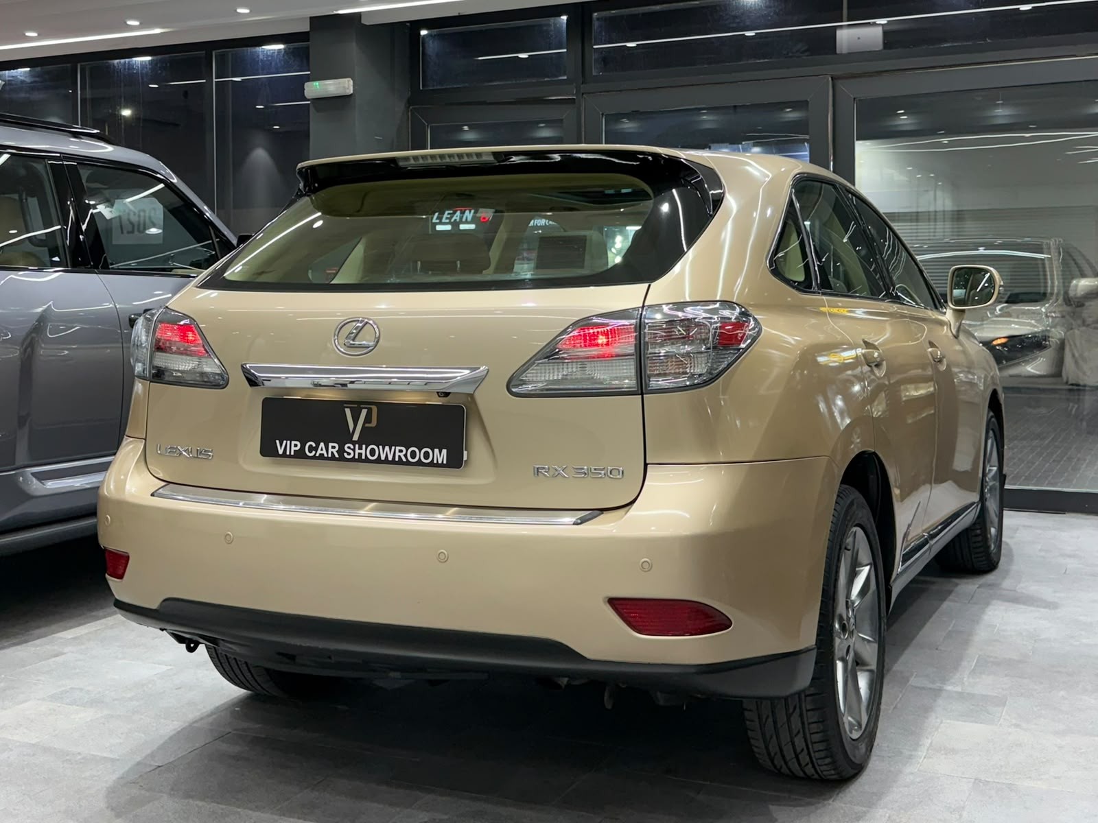 Lexus RX 350 2010 - Image 4