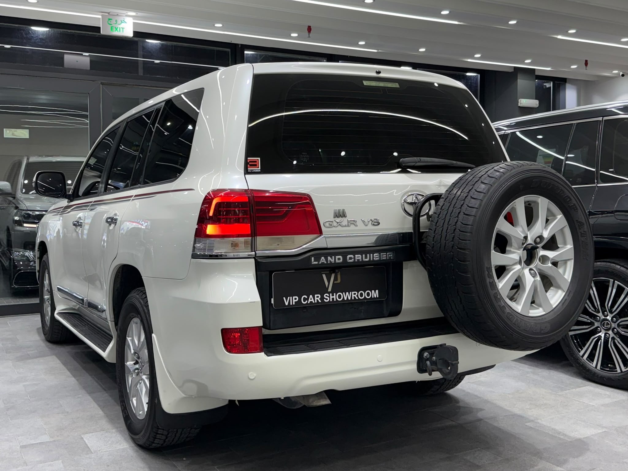 Toyota Land Cruiser GXR v8 2016 - Image 4