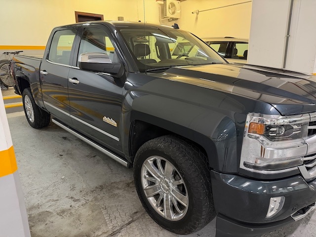 Chevrolet Silverado High Country 2018 - Image 3