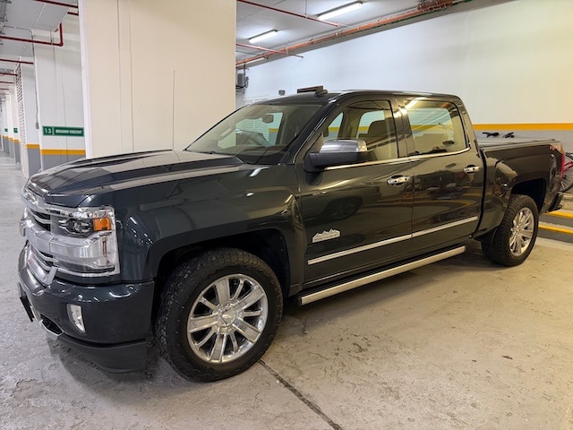 Chevrolet Silverado High Country 2018 - Image 2