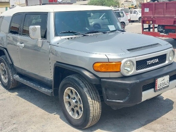 Toyota FJ Cruiser TRD 2012 - Image 1