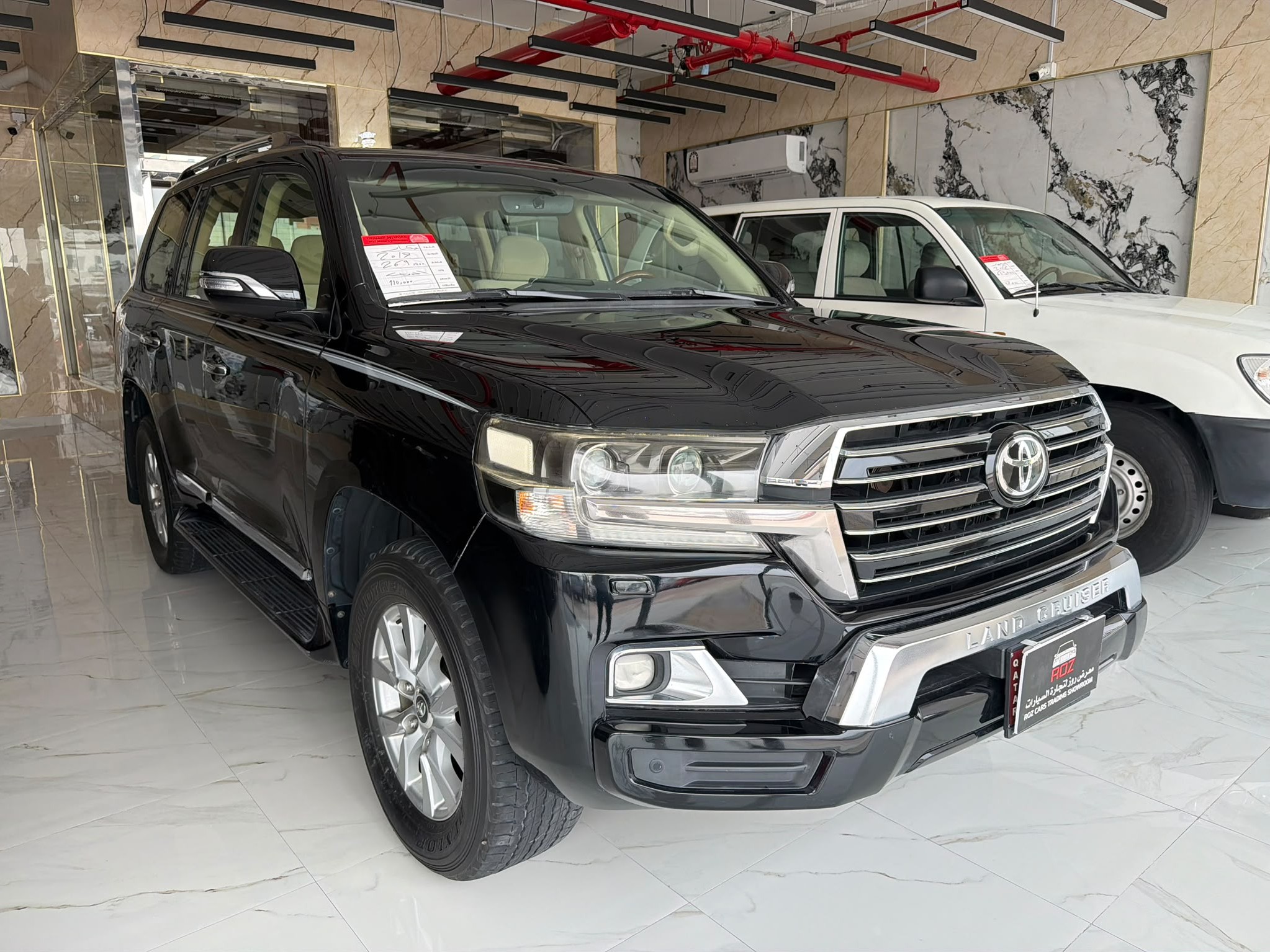 Toyota Land Cruiser GXR v8 2017 - Image 1