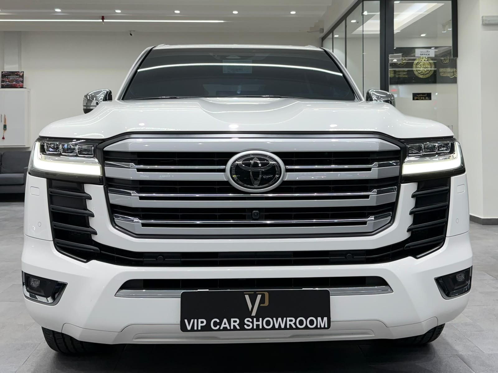 Toyota Land Cruiser VXR Twin Turbo 2025 - Image 2