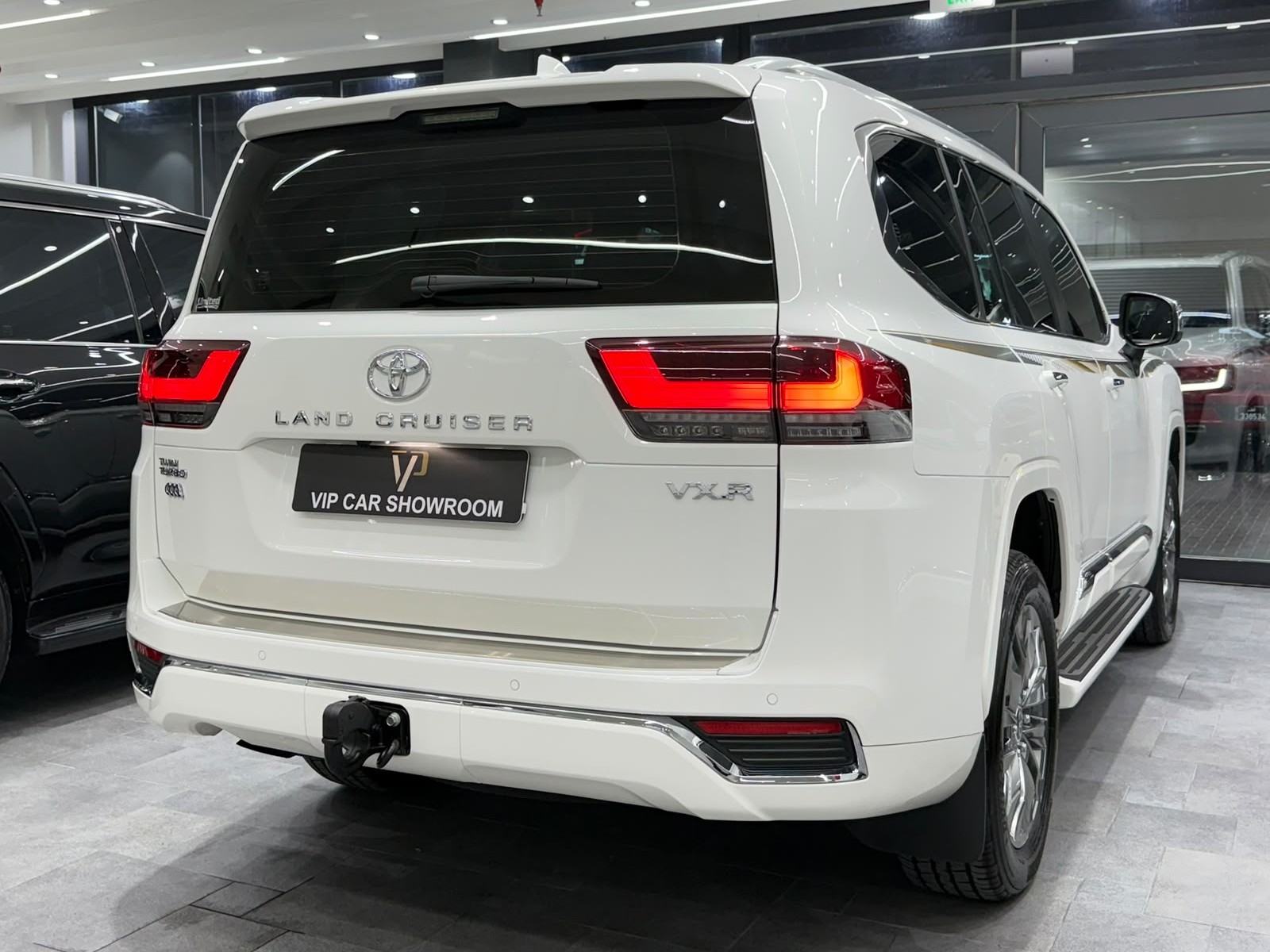 Toyota Land Cruiser VXR Twin Turbo 2025 - Image 4