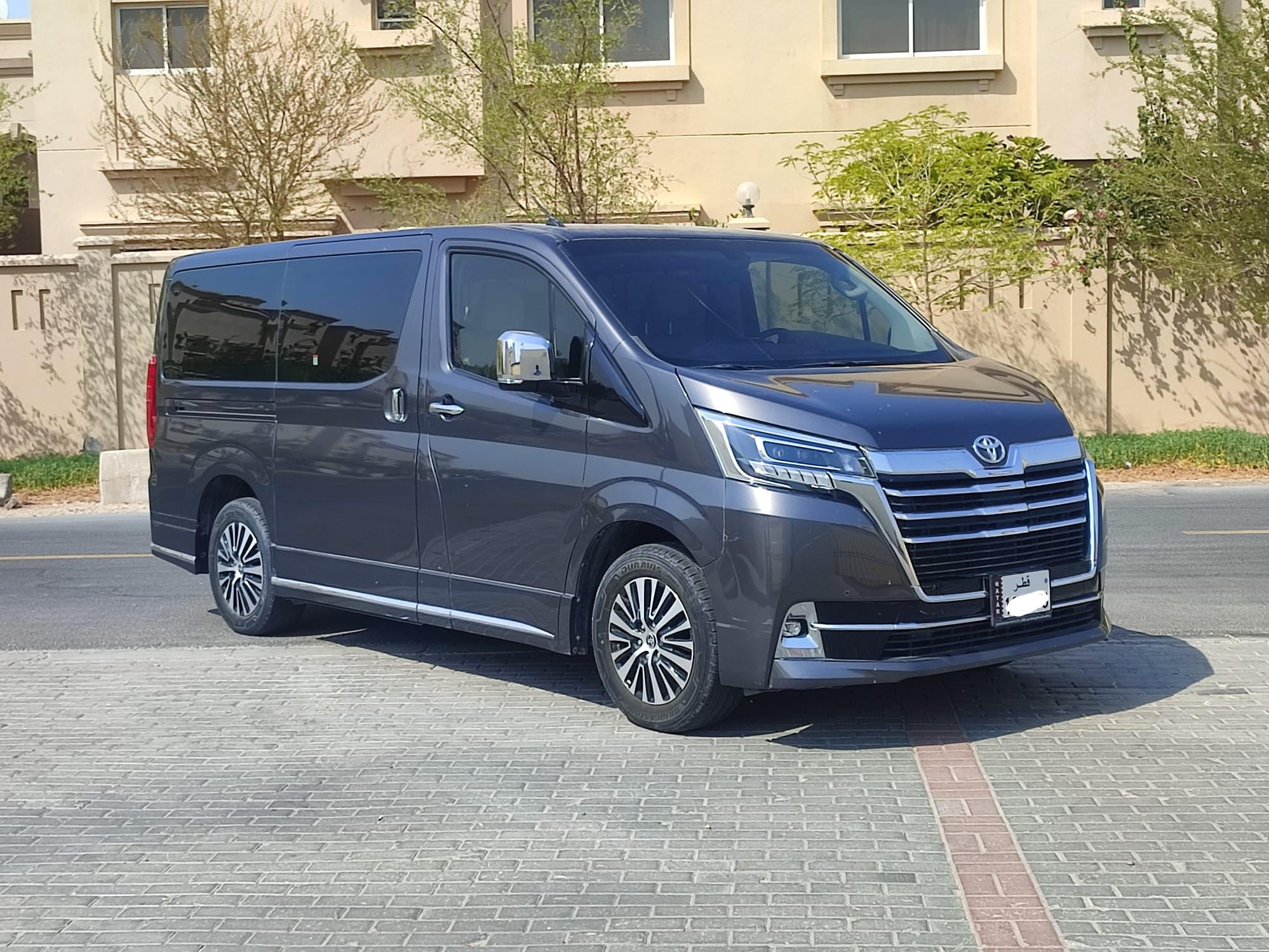 Toyota Granvia premium  2024 - Image 1