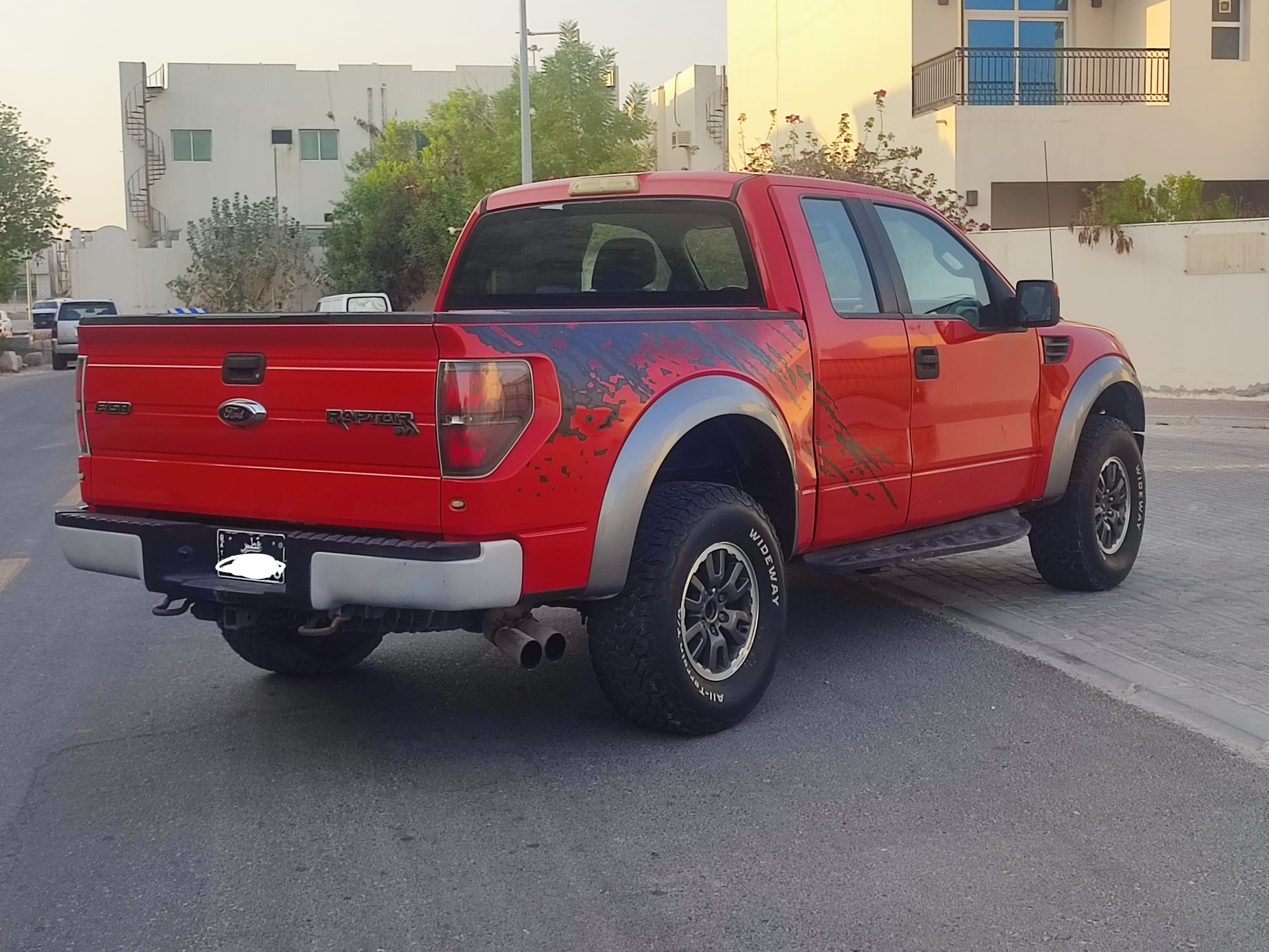Ford Raptor SVT 2013 - Image 4