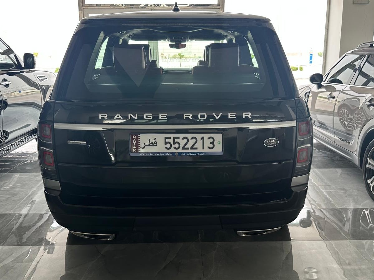 Land Rover Range Rover Vogue Autobiography 2017 - Image 3