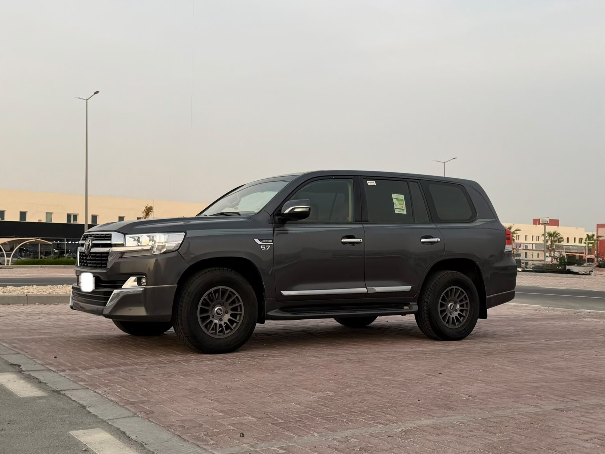 Toyota Land Cruiser VX.R 2012 - Image 4