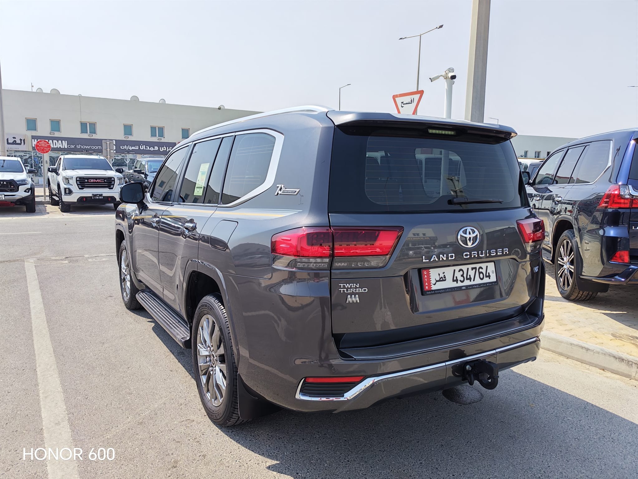 Toyota Land Cruiser VX 2022 - Image 3
