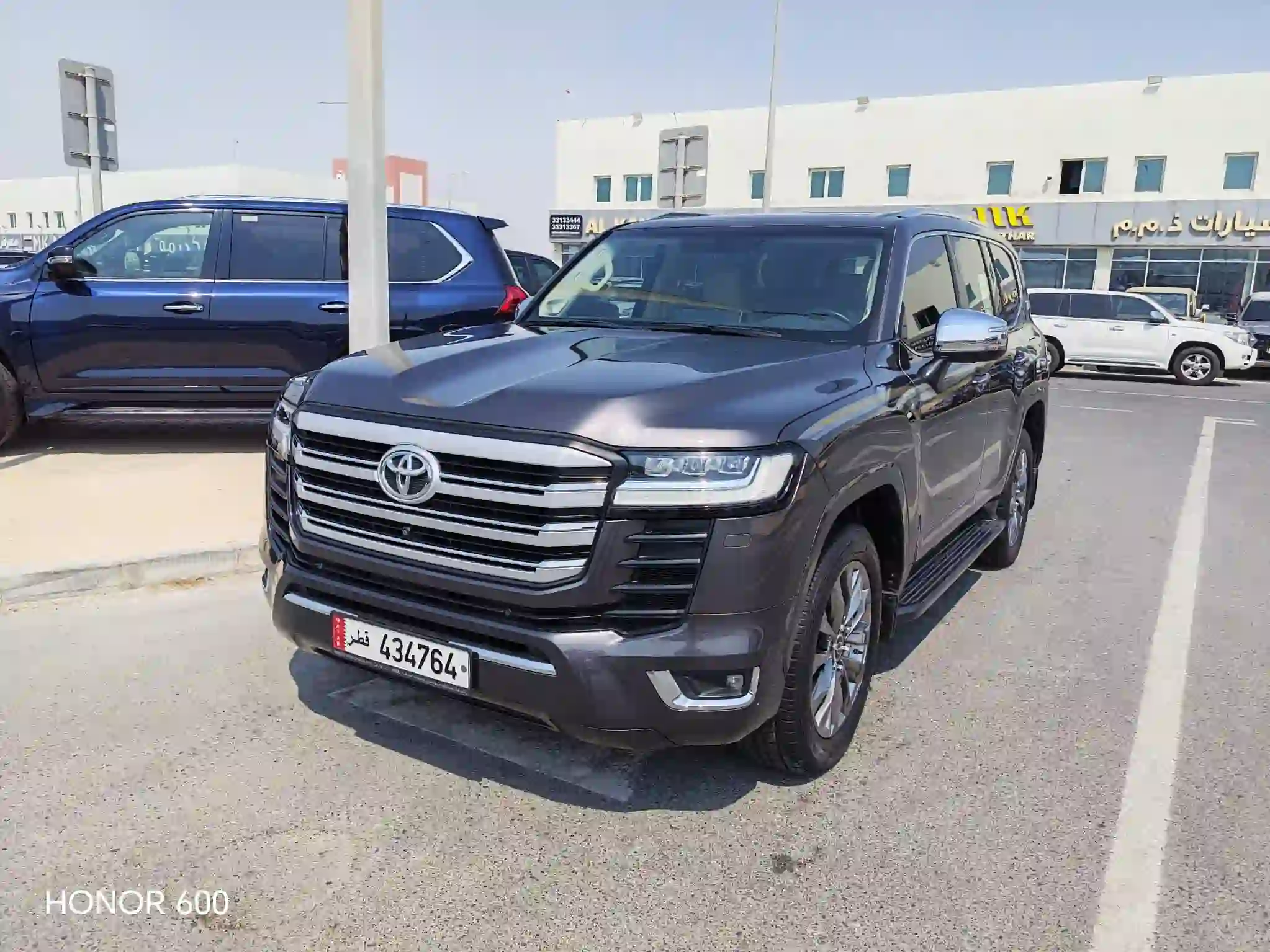 Toyota Land Cruiser VX 2022 - Image 2