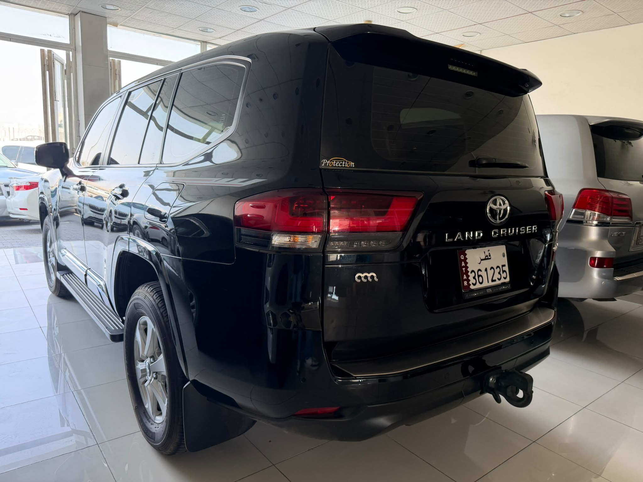 Toyota Land Cruiser GXR v6 2025 - Image 3