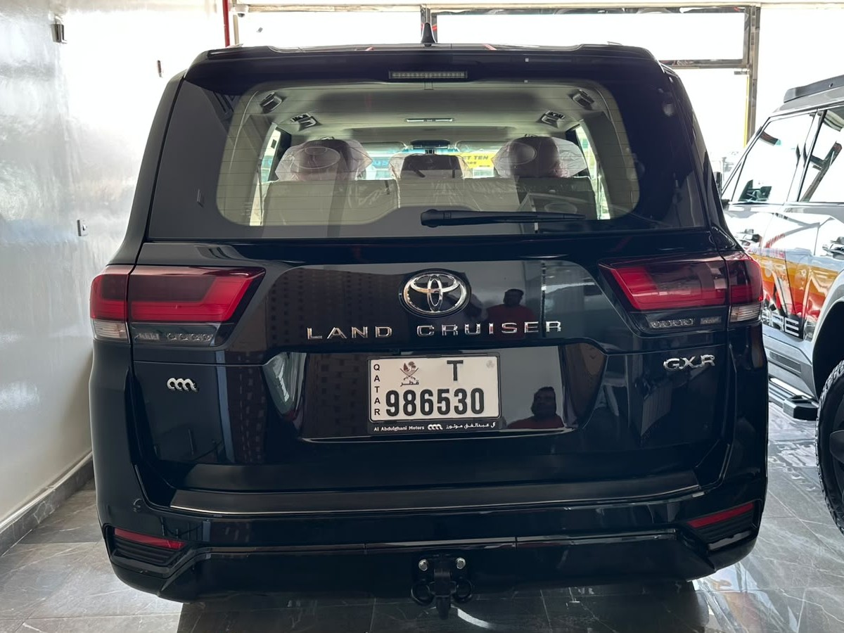 Toyota Land Cruiser GX.R 2026 - Image 3