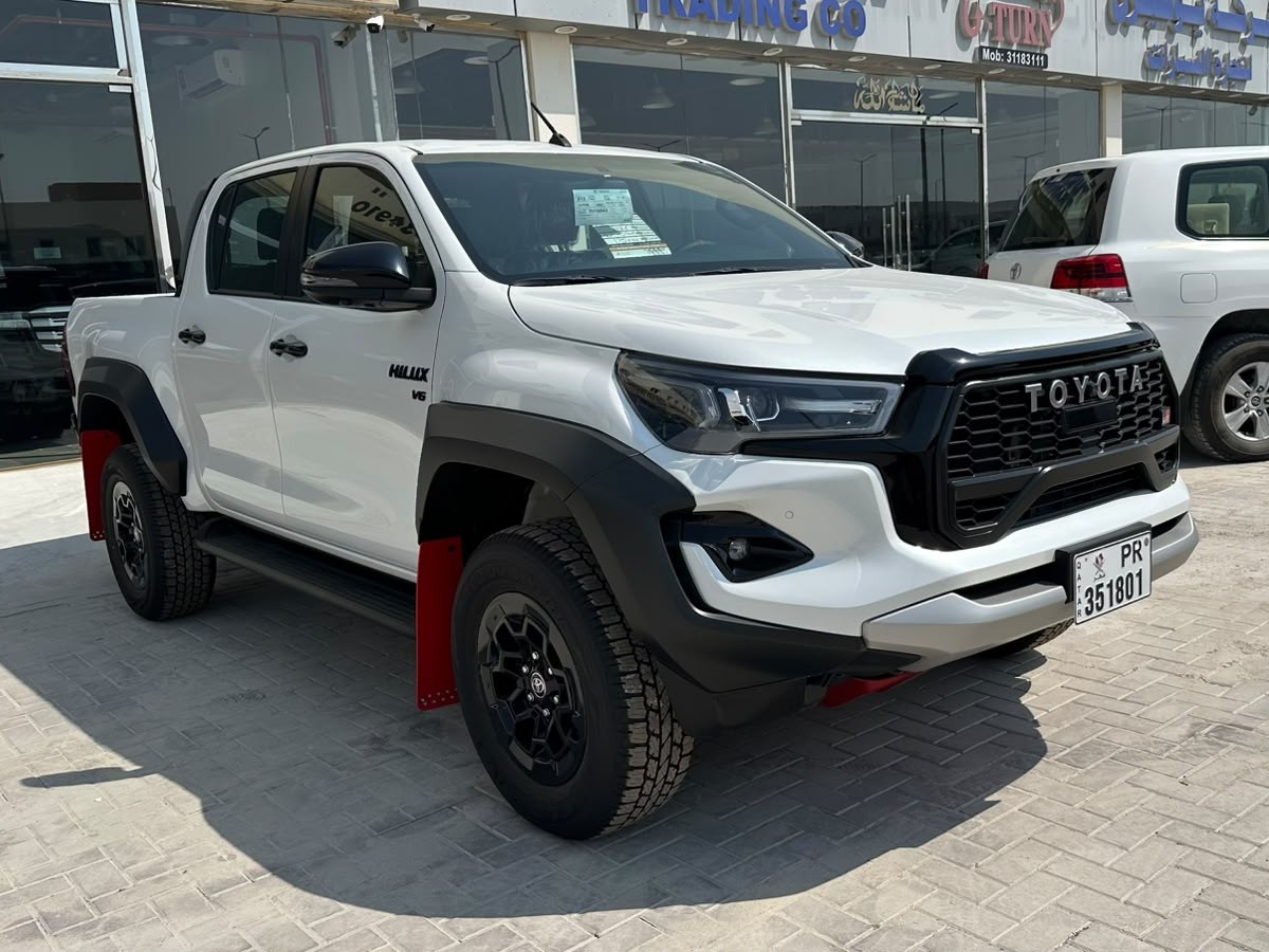 Toyota Hilux GR 2026 - Image 2