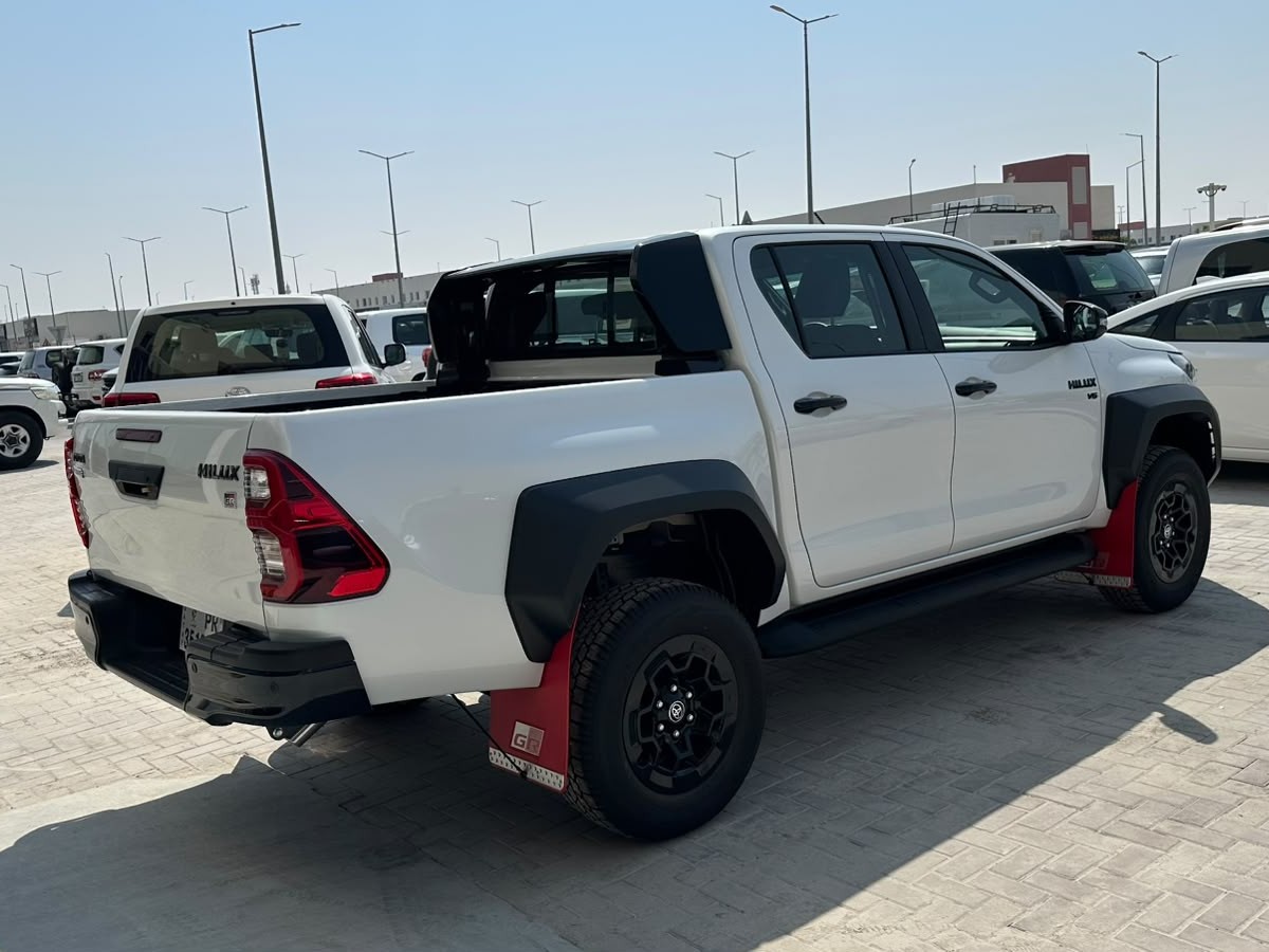 Toyota Hilux GR 2026 - Image 3