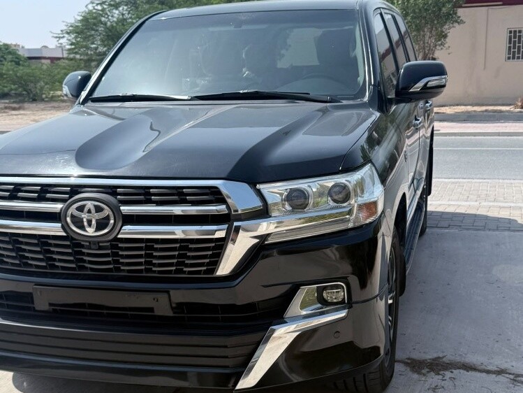 Toyota Land Cruiser VX.R 2008 - Image 2