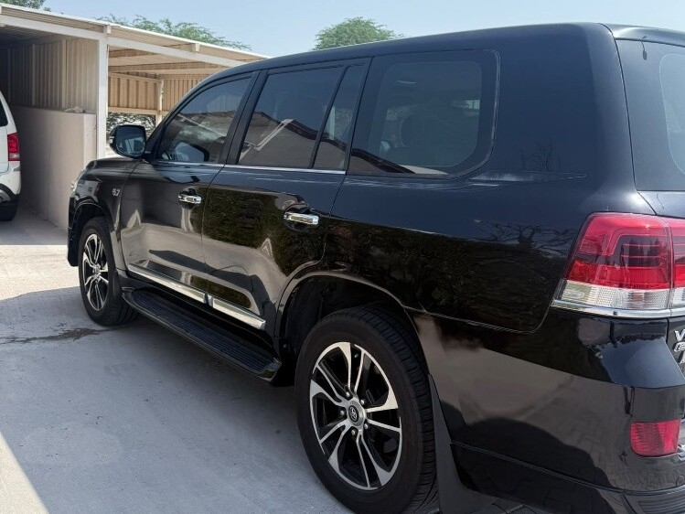 Toyota Land Cruiser VX.R 2008 - Image 4
