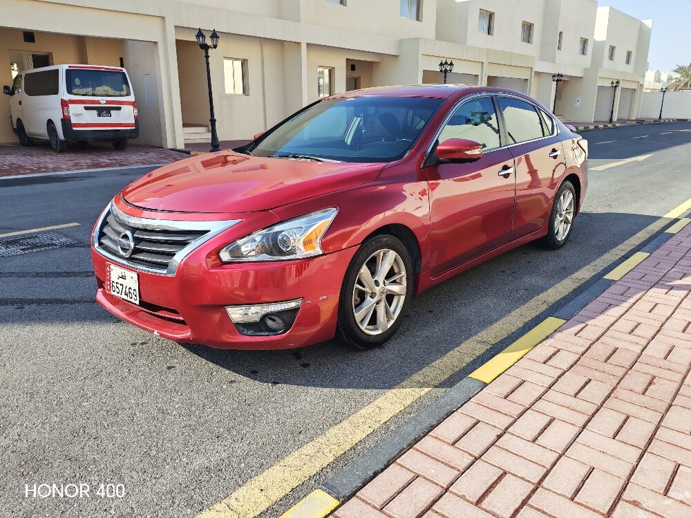 Nissan Altima 2.5 S 2013 - Image 1