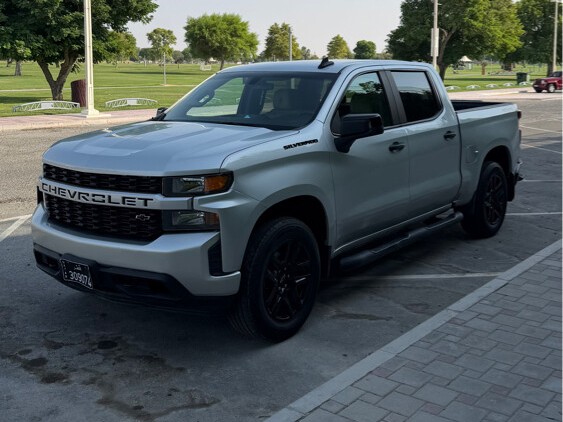 Chevrolet Silverado 2021 - Image 2