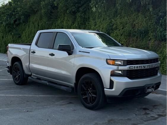 Chevrolet Silverado 2021 - Image 3