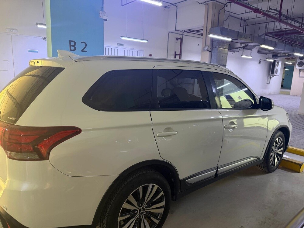 Mitsubishi Outlander 2020 - Image 4