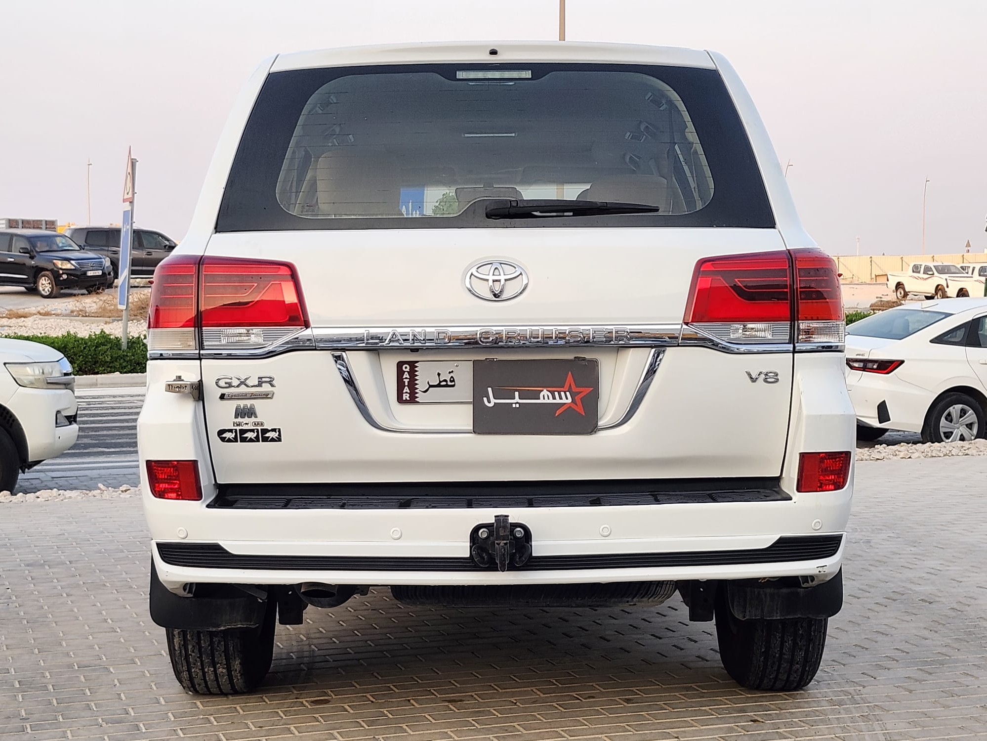 تويوتا لاند كروزر جي اكس ار v8 2016 - Image 3