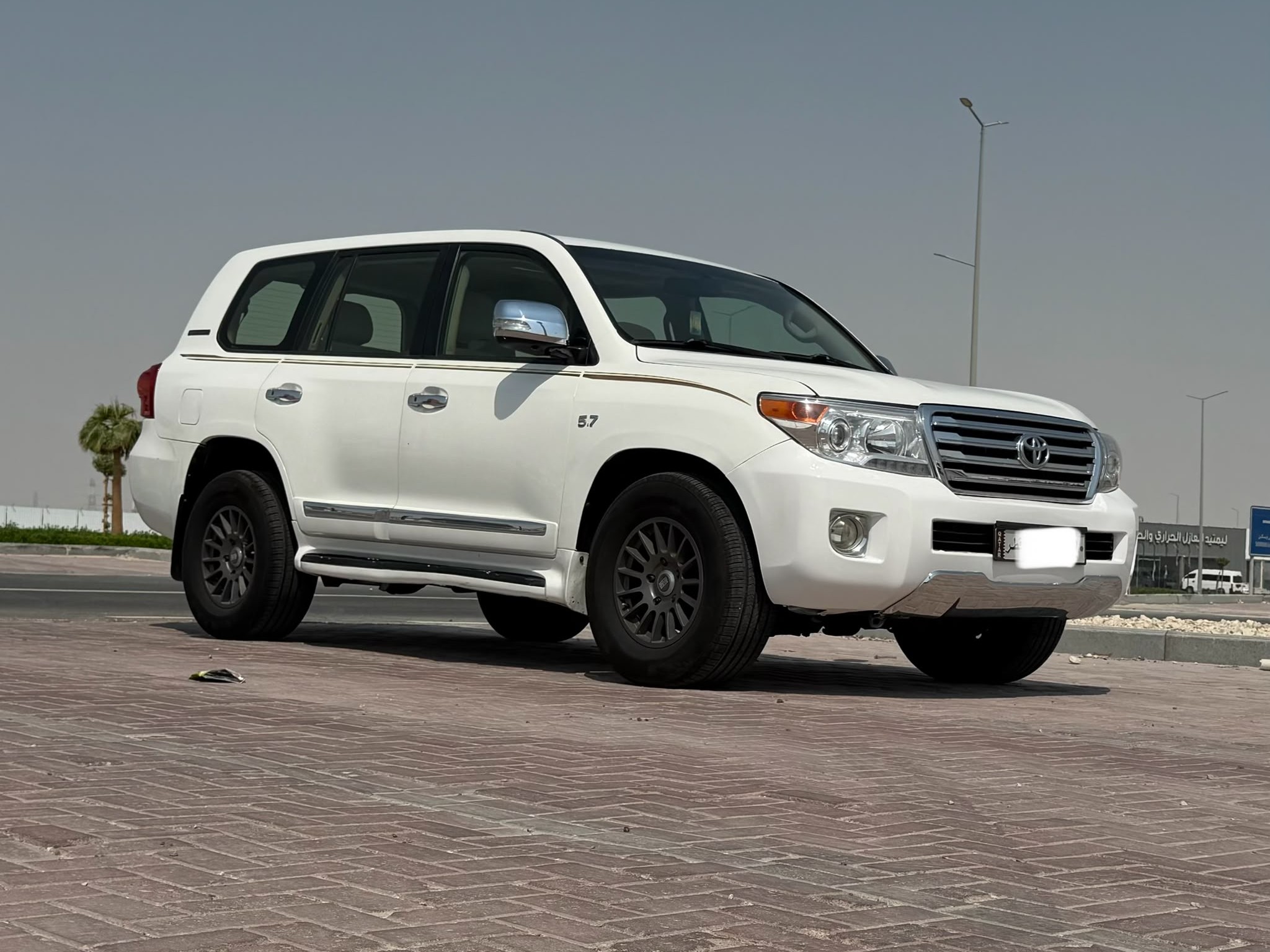 Toyota Land Cruiser VX.R 2015 - Image 1
