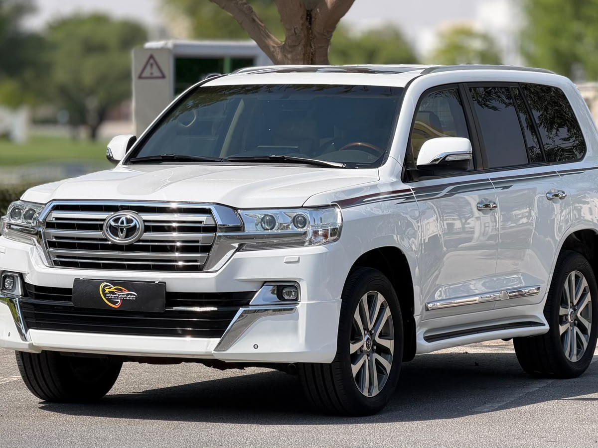 تويوتا لاند كروزر جي اكس ار v6 2021 - Image 3