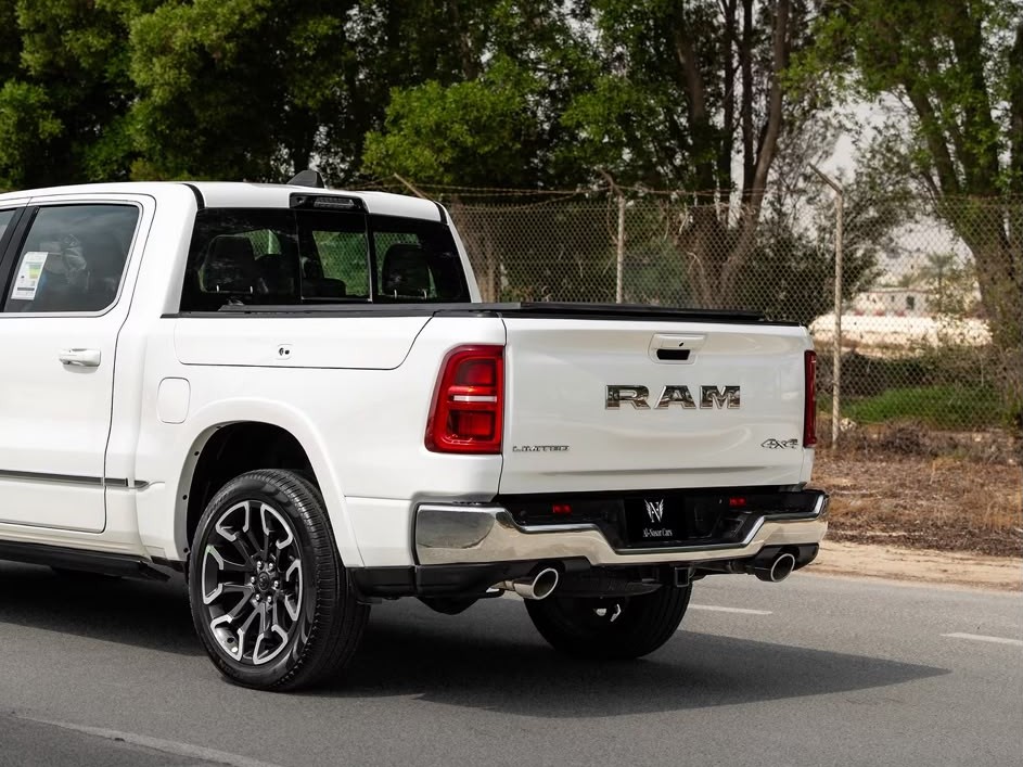 Dodge Ram Limited 2025 - Image 3