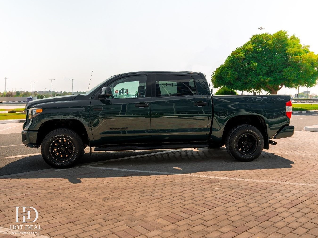 Toyota Tundra TRD PRO 2016 - Image 2