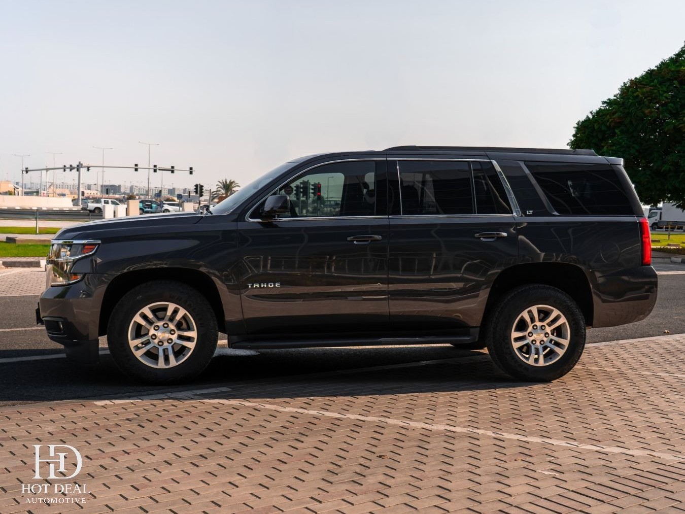 Chevrolet Tahoe 2017 - Image 3