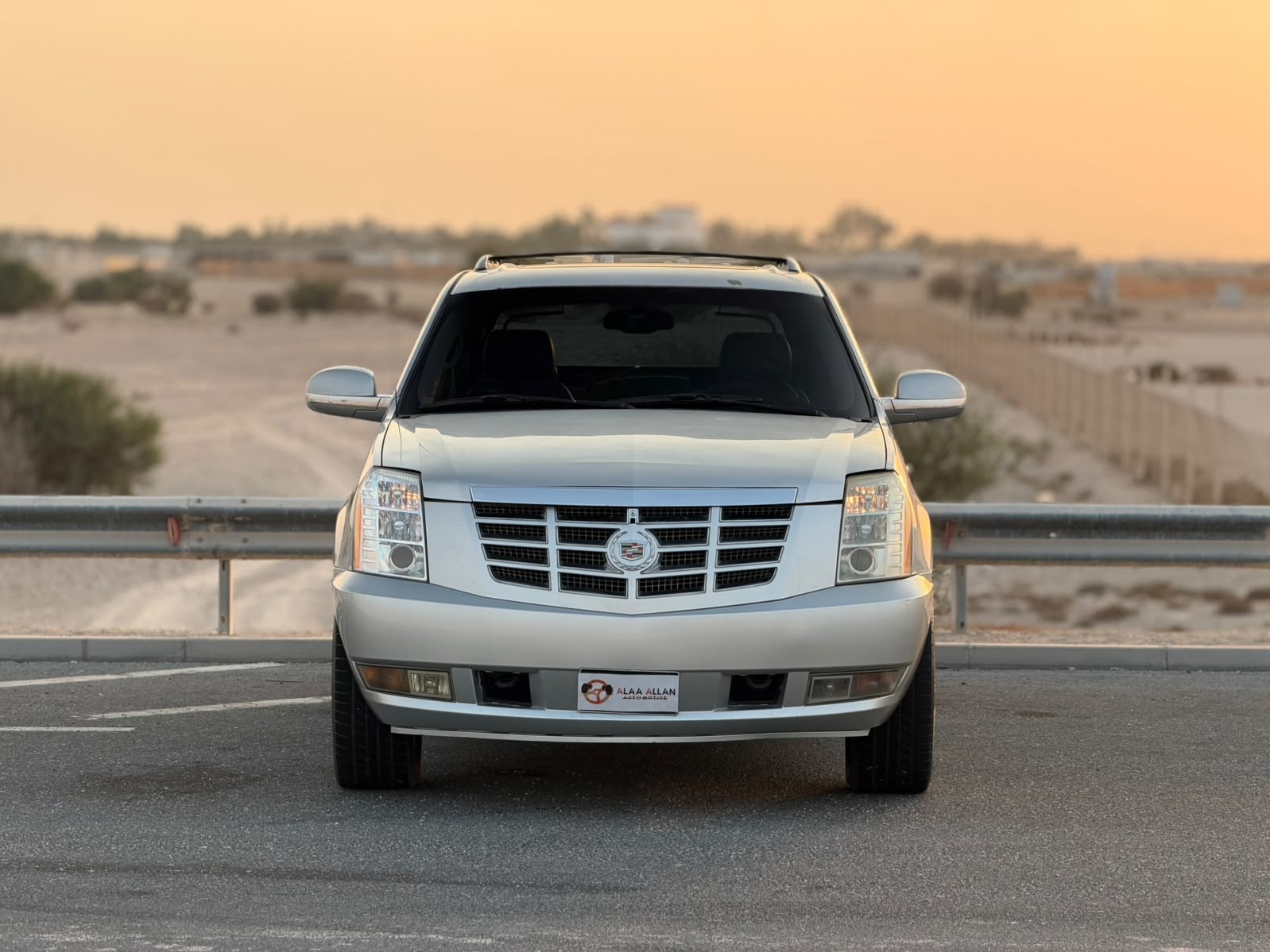 Cadillac Escalade EXT 2013 - Image 2