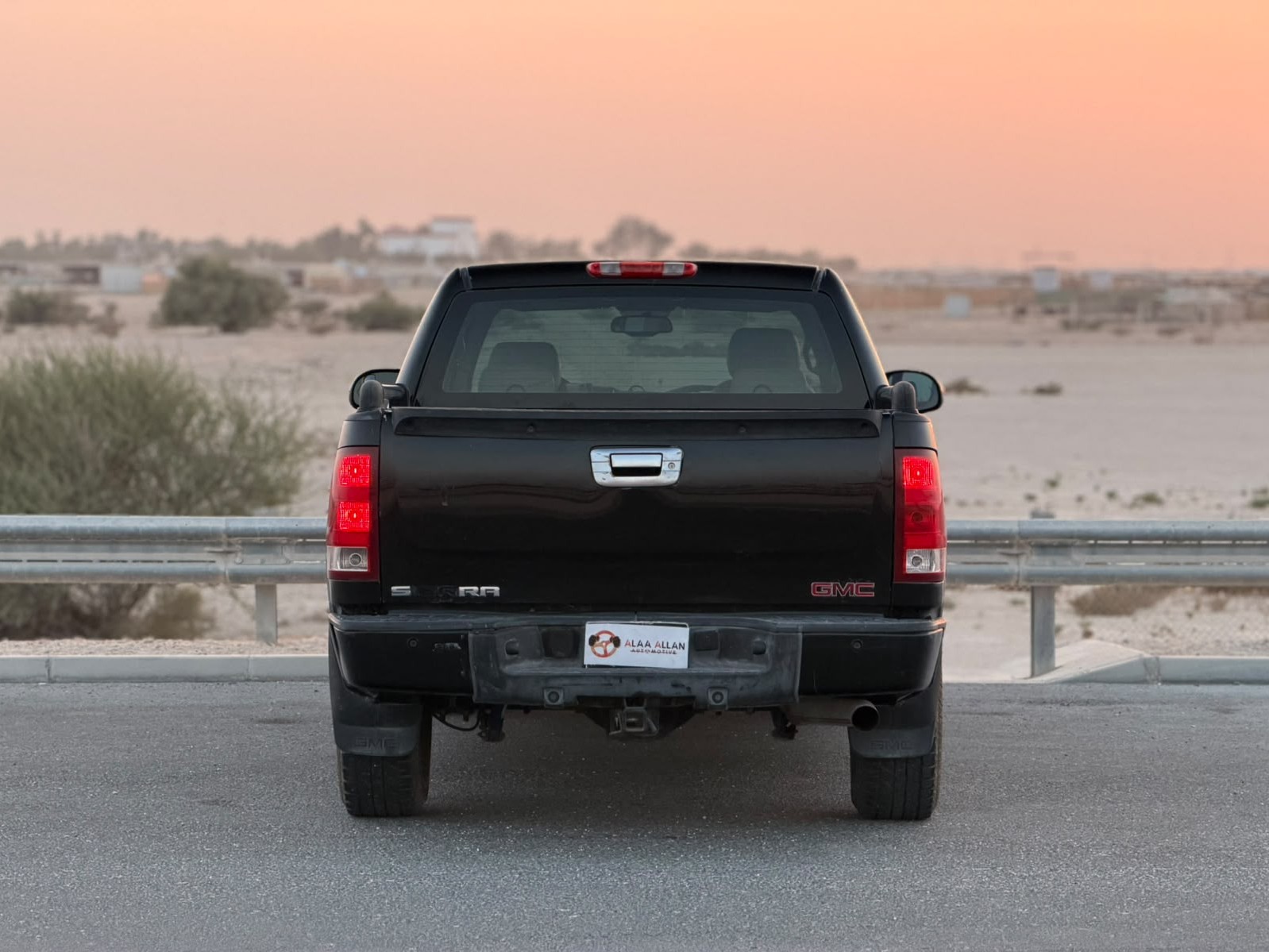 GMC Sierra Denali 2012 - Image 3