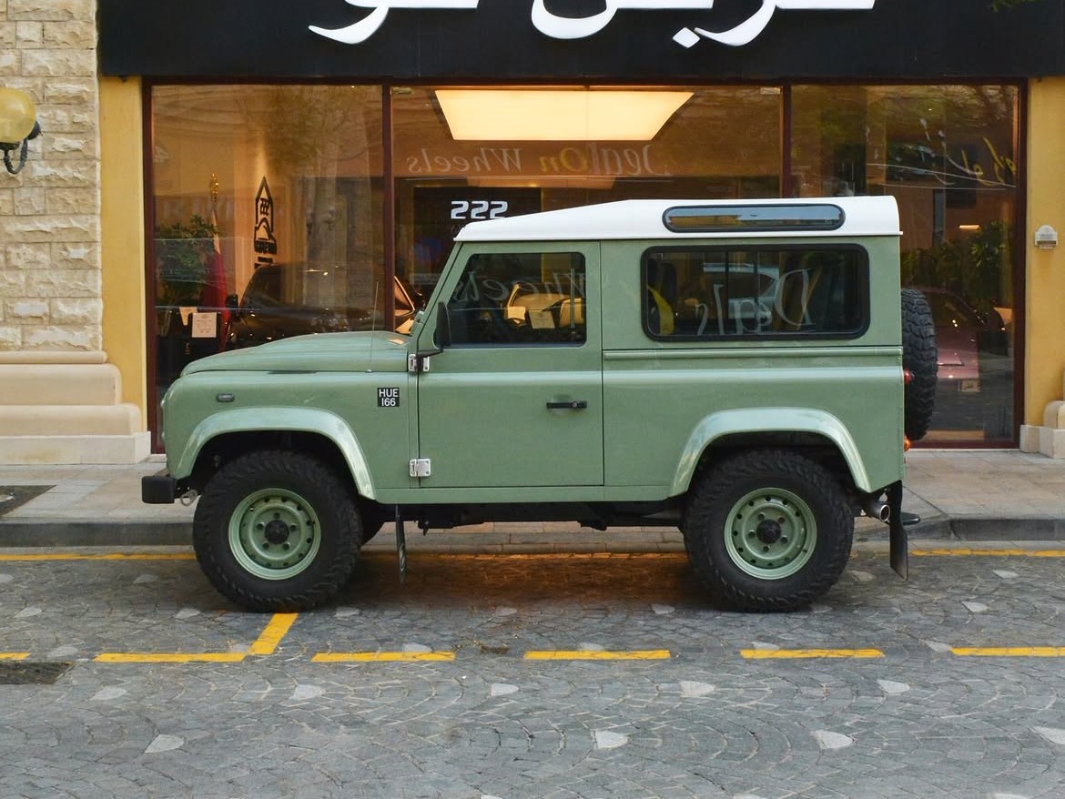 لاند روفر ديفندر 90 2014 - Image 1