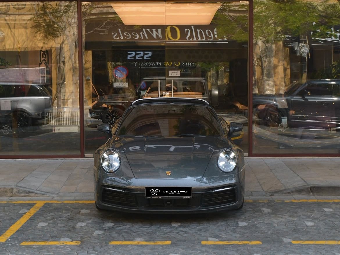 Porsche 911 Targa 4 2023 - Image 2