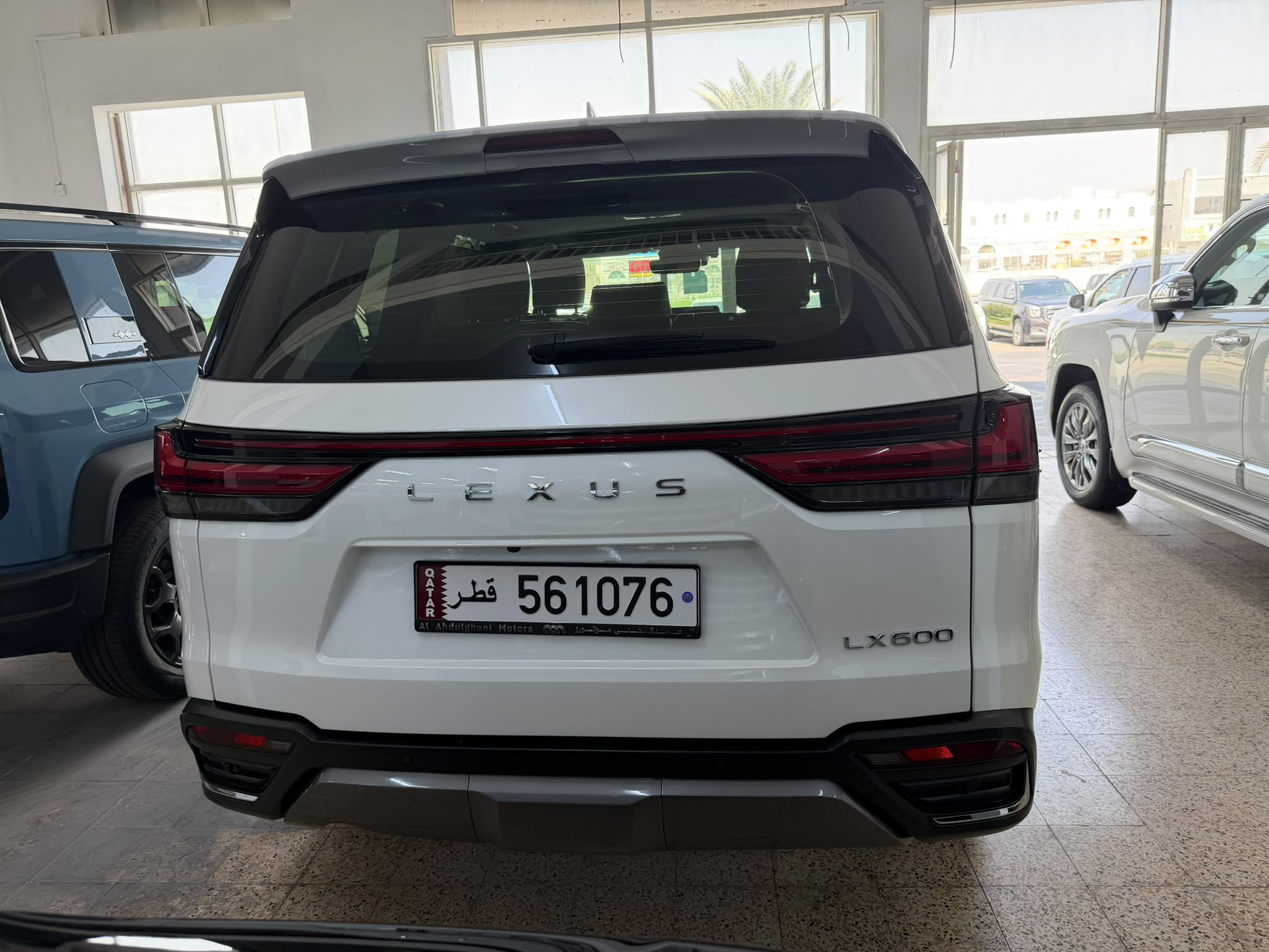 Lexus LX 600 Luxury  2024 - Image 4
