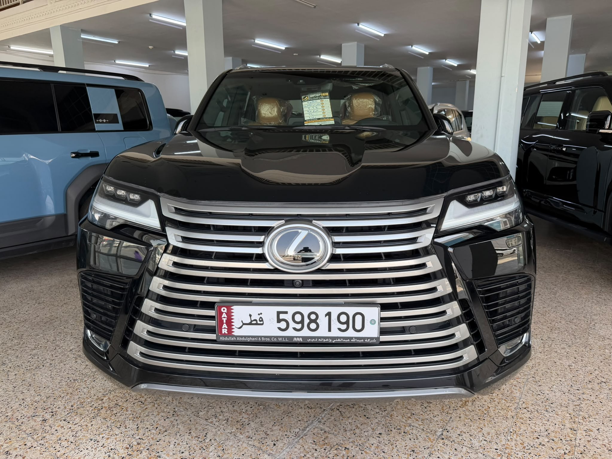 Lexus LX 600 Luxury  2024 - Image 2