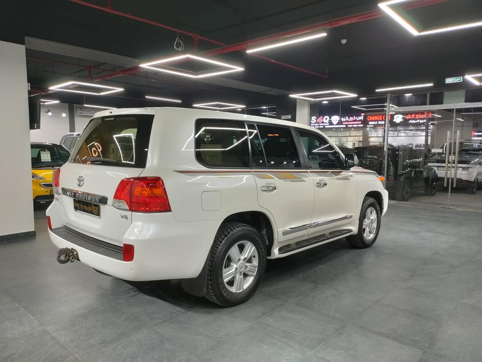 Toyota Land Cruiser GXR v6 2014 - Image 4