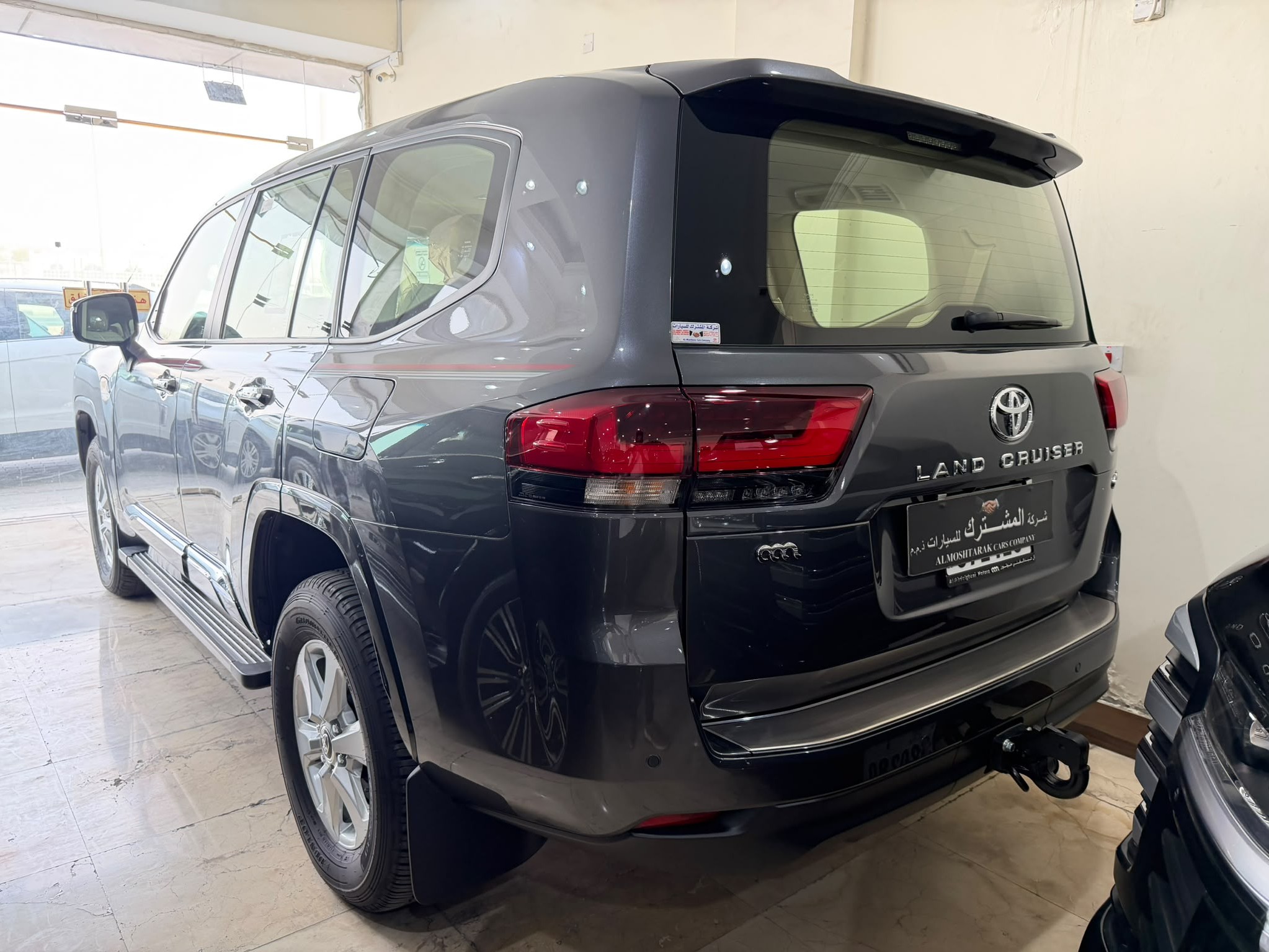 تويوتا لاند كروزر جي اكس ار v6 2026 - Image 3
