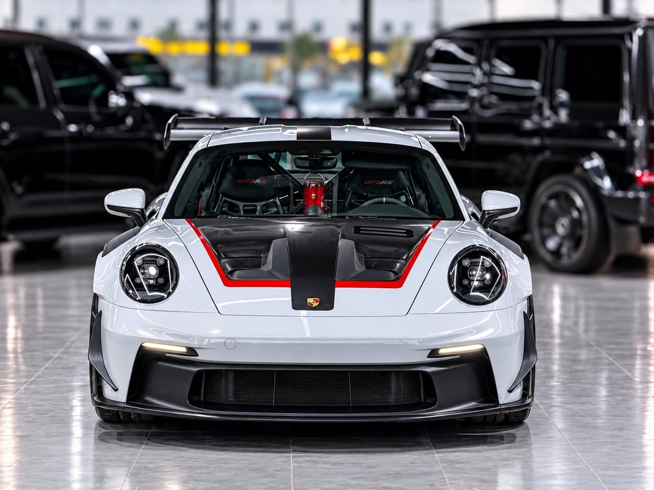 Porsche 911 GT3RS 2024 - Image 3