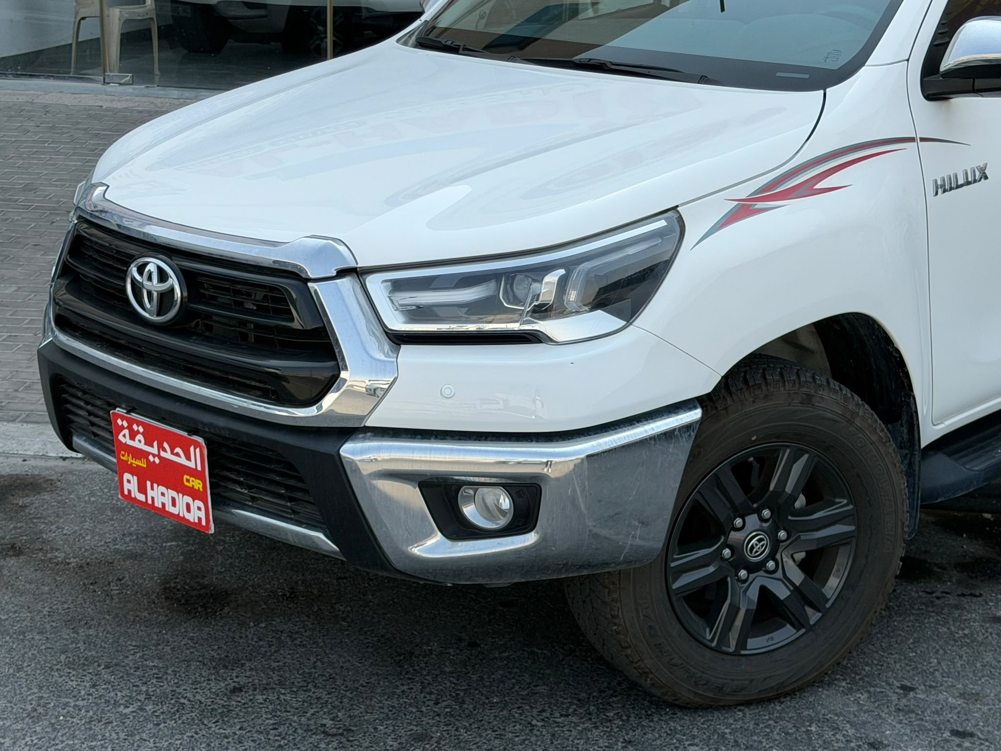 تويوتا هايلكس 4X4 2025 - Image 2