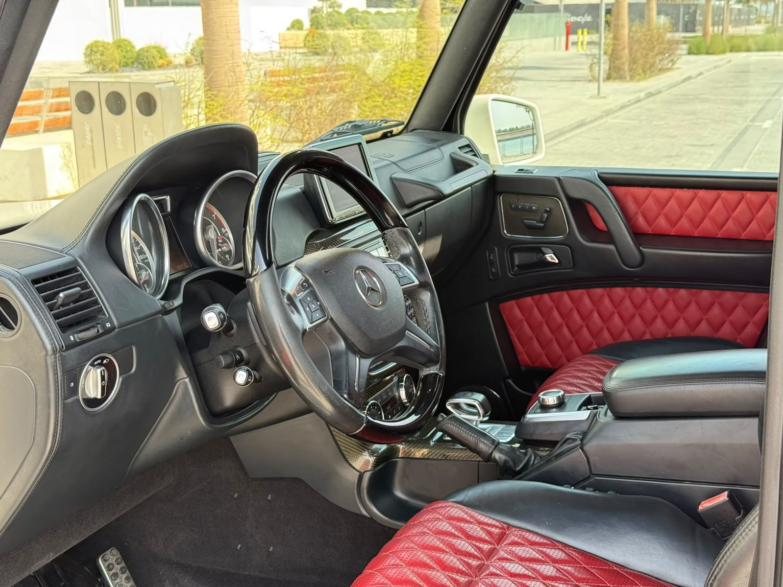 Mercedes-Benz G-Class 63 AMG 2015 - Image 2