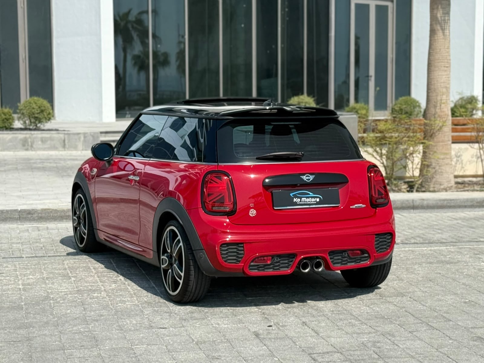 Mini Cooper JCW  2020 - Image 2