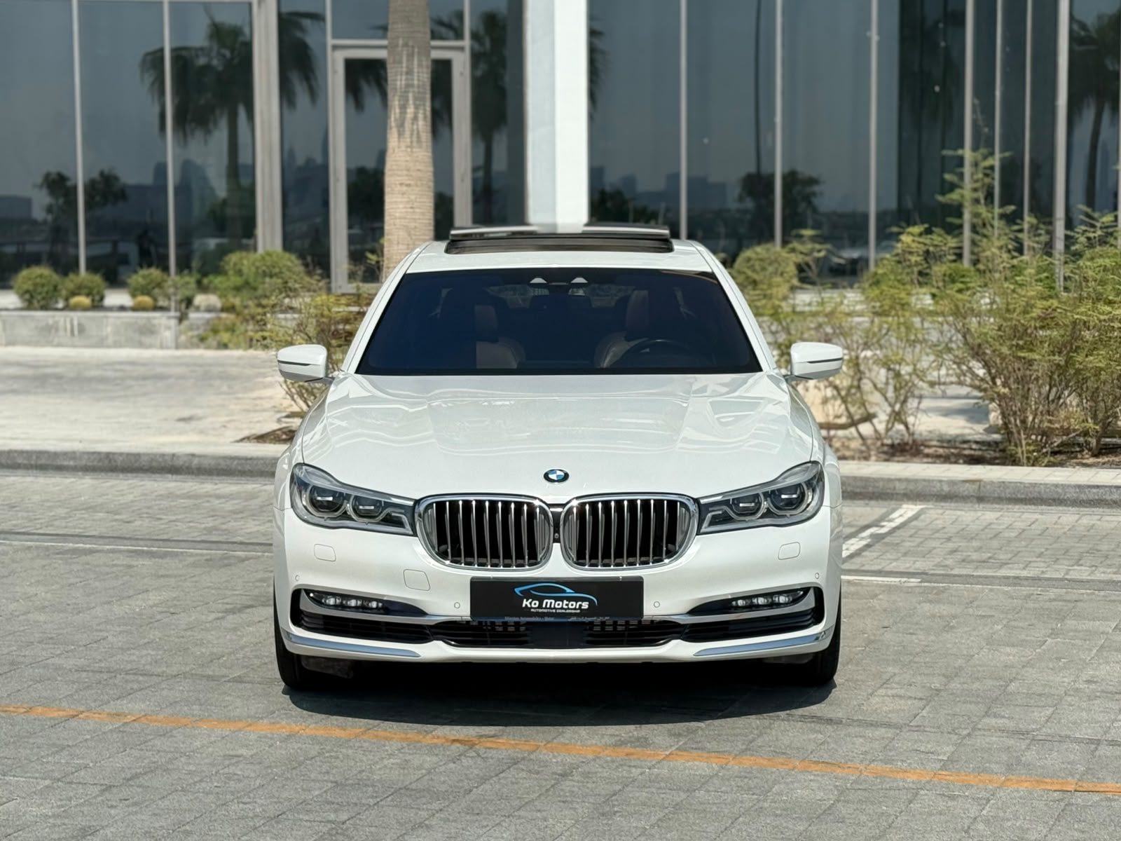 BMW 7-Series 740 Li 2016