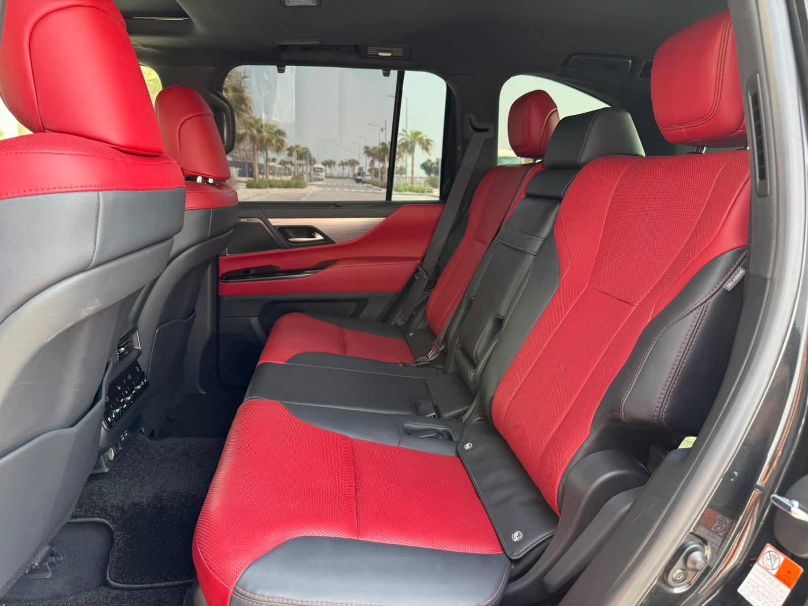 Lexus LX 600 2024 - Image 3